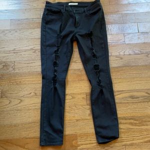 711 Levi Skinny Jeans NWOT